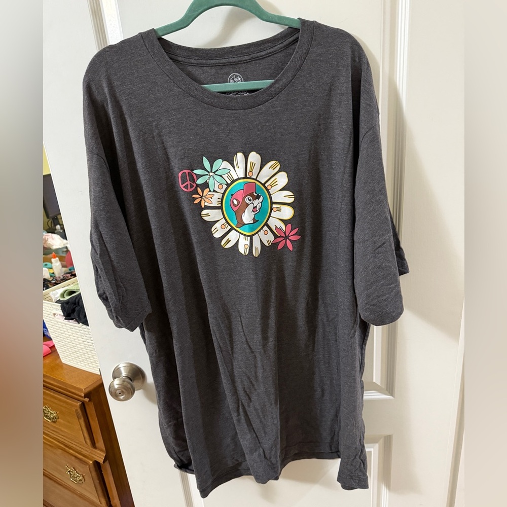 Buc-ee’s Women’s Shirt